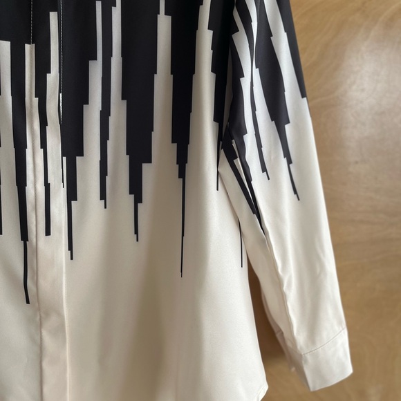 FHQ Collection L black and white blouse - Picture 11 of 11